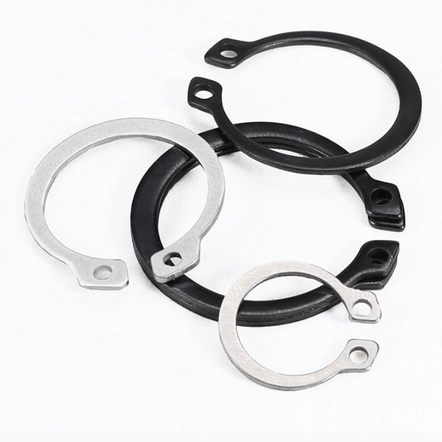 Anello di sicurezza DIN 471 per albero